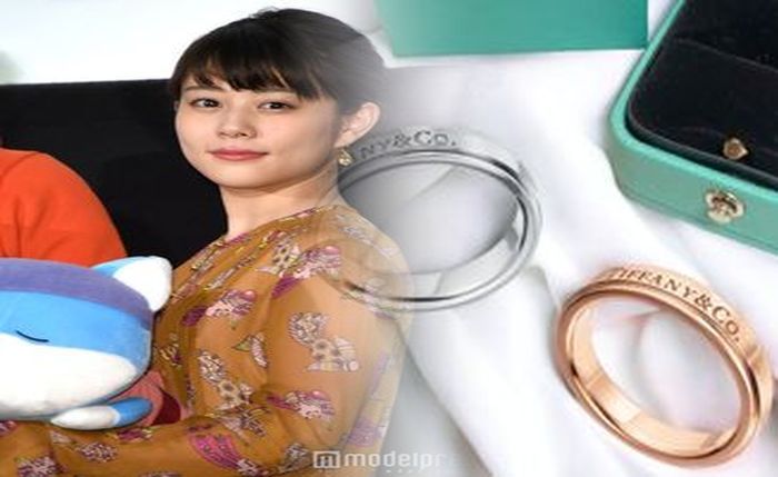 ティファニー ホワイト ゴールド リング