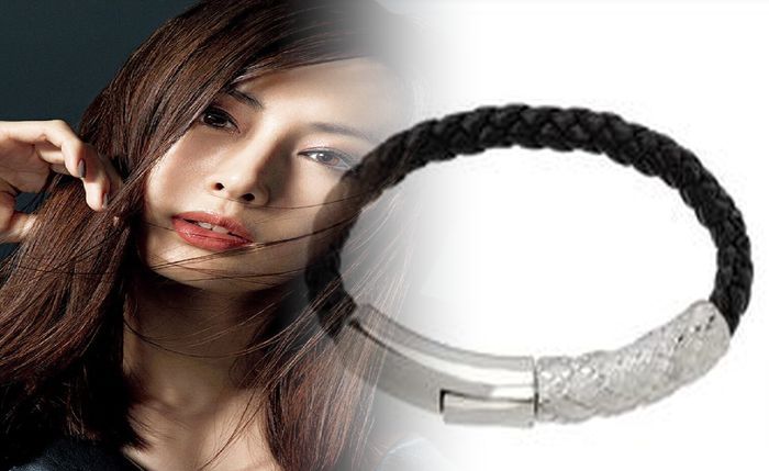 バーバリー タオル ハンカチ 定価