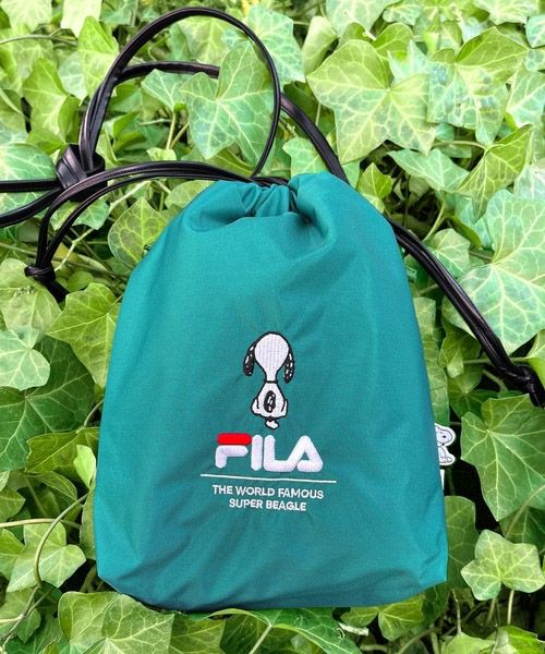 FILA x スヌーピー防水巾着例