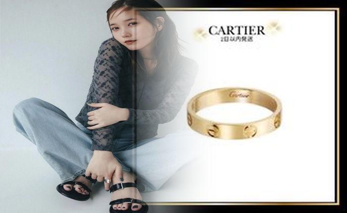 タンク トップ インナー 何 着る