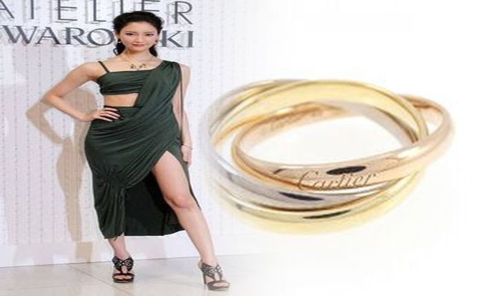 白 タンク トップ 透け ない