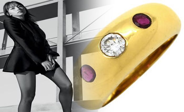 キャミソール か タンク トップ