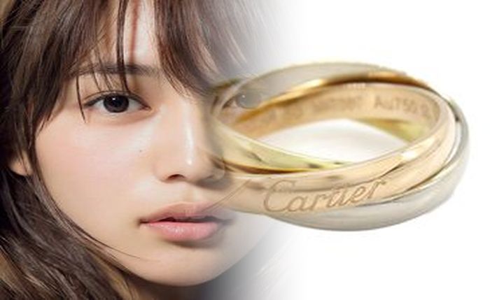 ブラウン タンク トップ コーデ