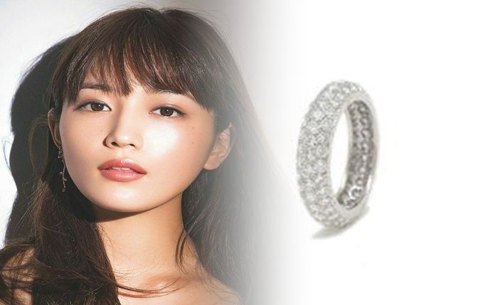 ジーユー タンク トップ メンズ