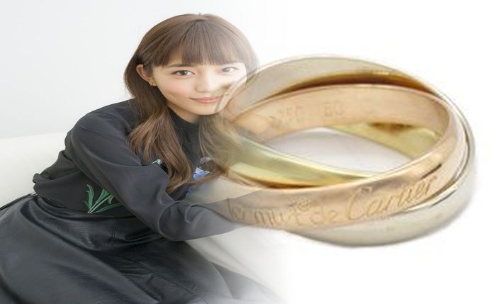 脇 が 見え ない タンク トップ