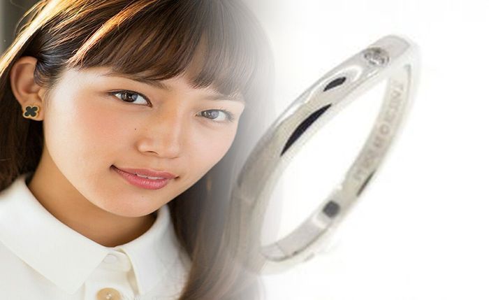 カルティエ ハッピー バースデー 手帳