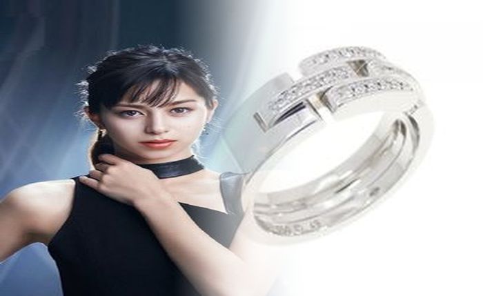 レイディアント シティ 横濱 カルティエ 8：横浜で叶える、未来基準の洗練された上質ライフスタイル