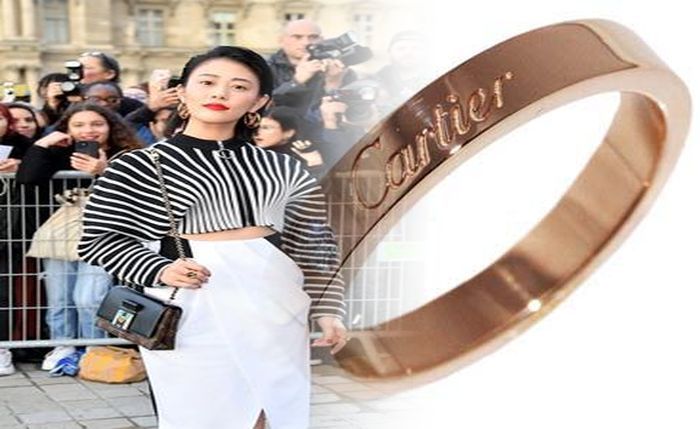 黒 タンク トップ コーデ メンズ