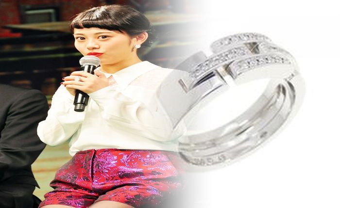 カルティエ ミステリー クロック 値段