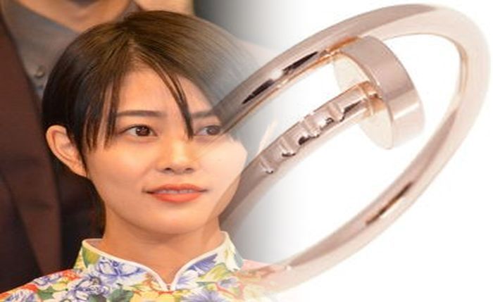 タンク トップ コーデ メンズ ストリート