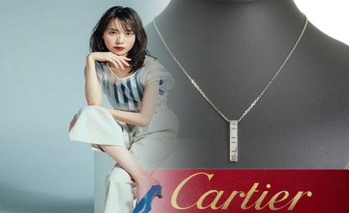 タンク トップ 下 に 着る