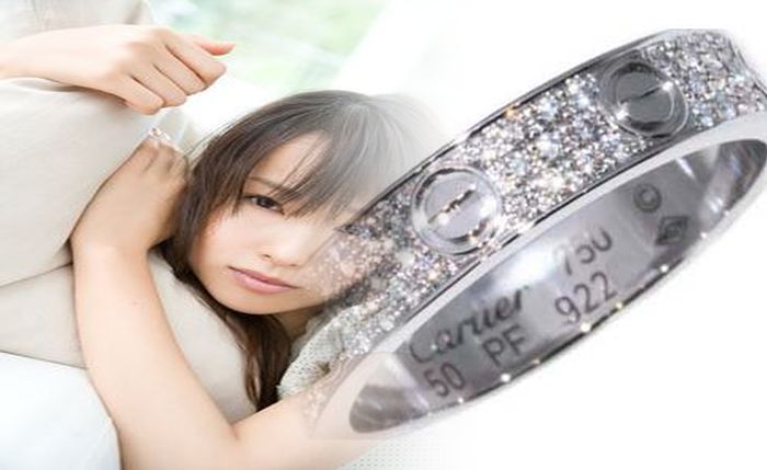 ヨドバシ カメラ カルティエ 偽物