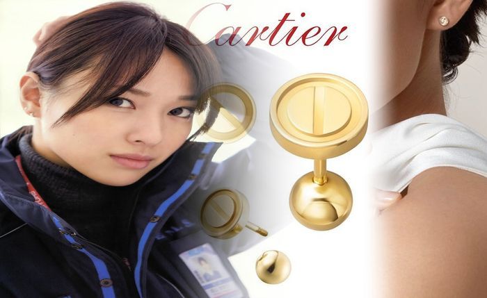 黒 タンク トップ メンズ コーデ