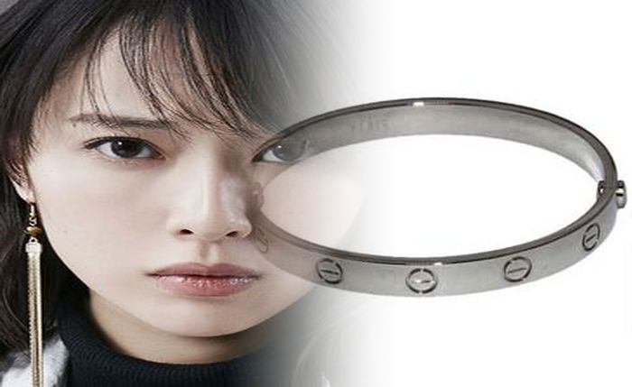 カルティエ ミステリー クロック 値段