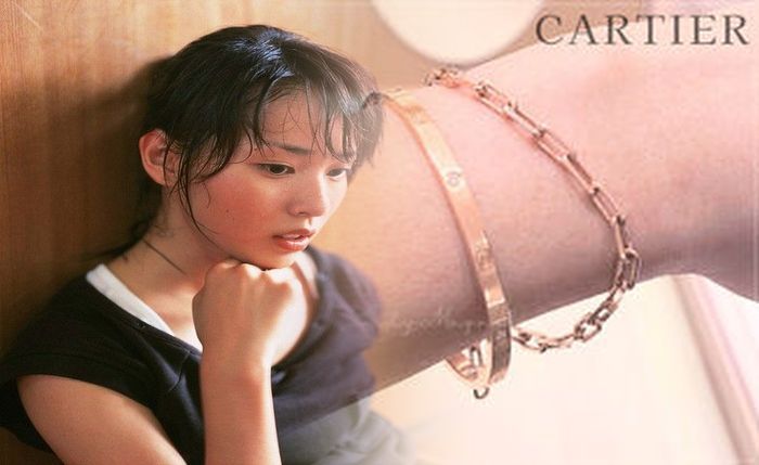 タンク トップ と ノースリーブ の 違い