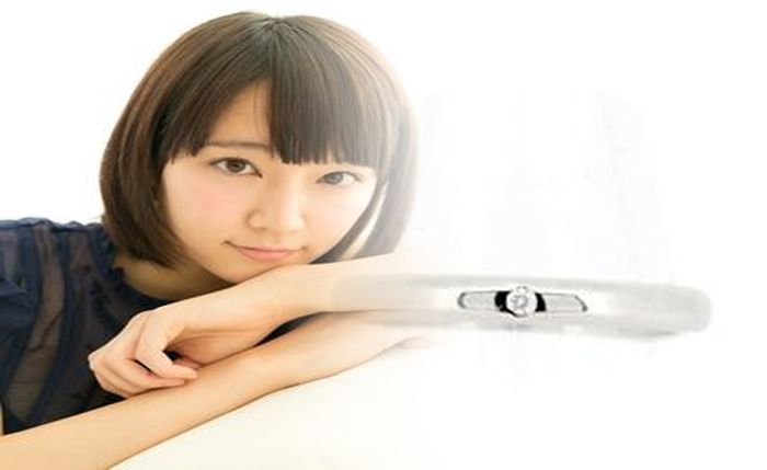 タンク トップ 脇 見え ない