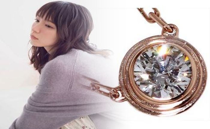 決定 的 瞬間 写真 カルティエ