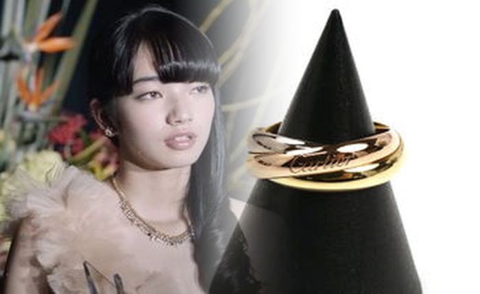 gu タンク トップ レイヤード