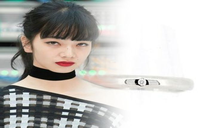 ミステリー クロック カルティエ 価格