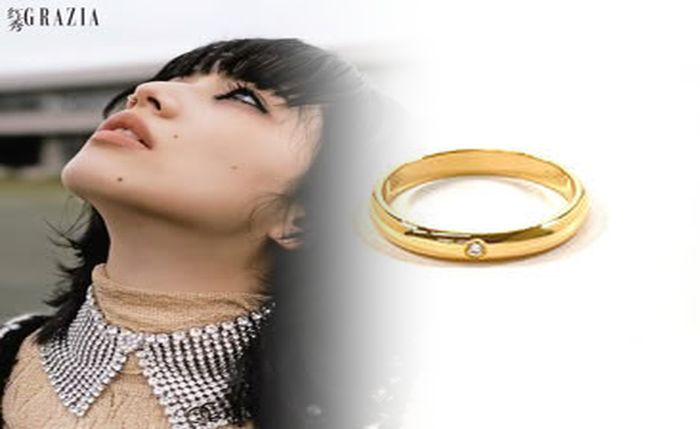 タンク トップ の 上 に 着る もの