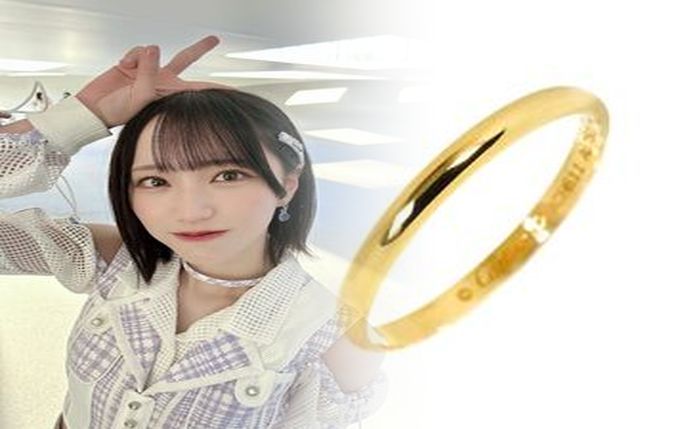 襟ぐり の 浅い タンク トップ