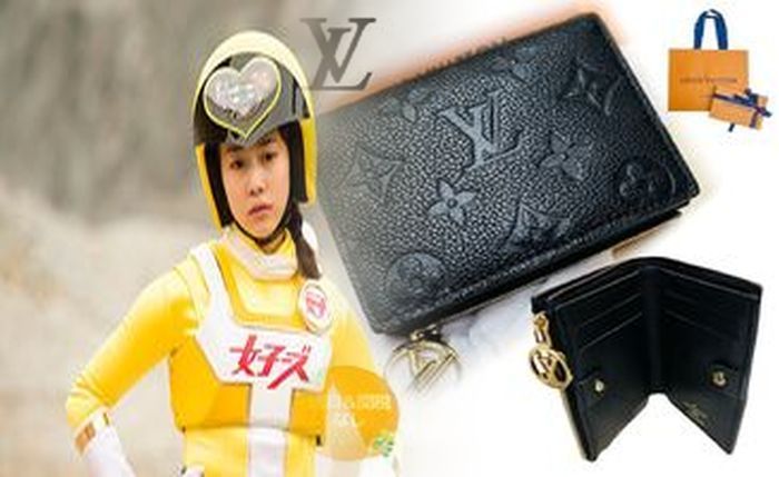 ルイ ヴィトン 財布 モノグラム 赤