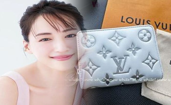 ルイ ヴィトン 財布 エピ 二 つ折り