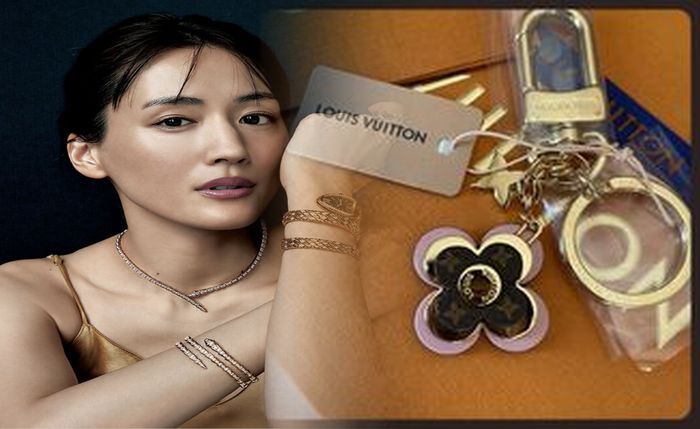 ヴィトン エピ 二 つ折り 財布