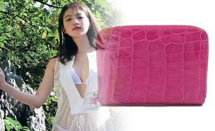 ルイ ヴィトン 財布 メンズ 二 つ折り 小銭 入れ あり