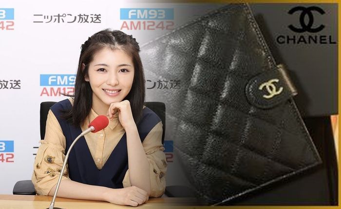 シャネル 財布 フランス 値段