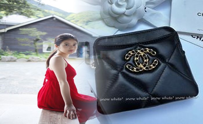 シャネル カメリア 財布 中古