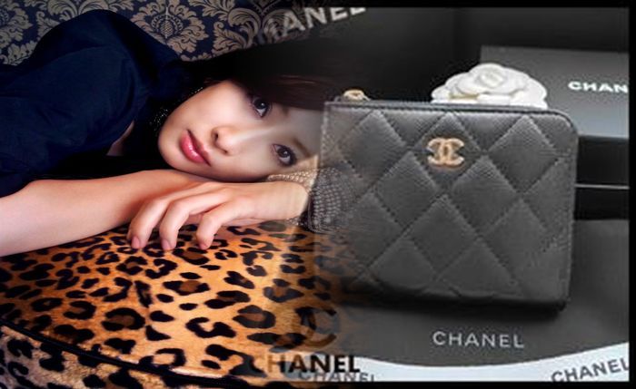 シャネル カメリア 財布 中古