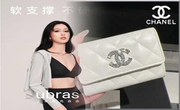 シャネル カメリア 財布 定価