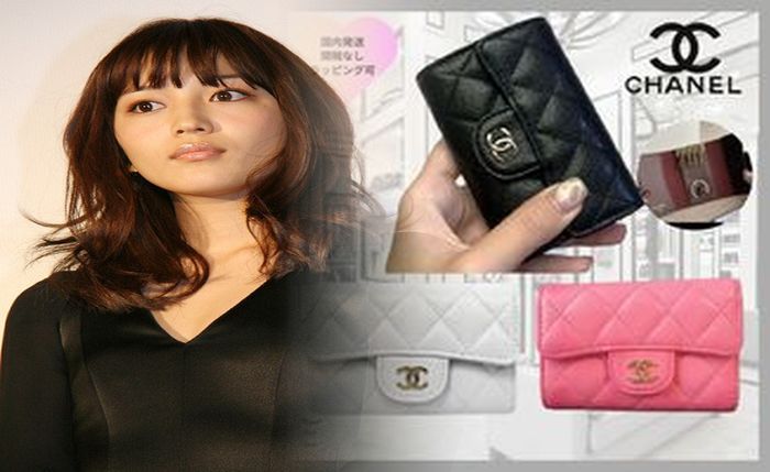 シャネル カメリア 財布 中古