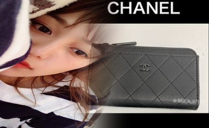 チェーン ウォレット シャネル 定価