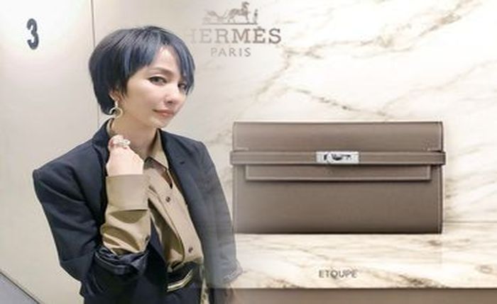 エルメス コン スタンス 財布 定価