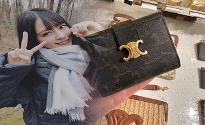 セリーヌ 財布 ストラップ ラージ