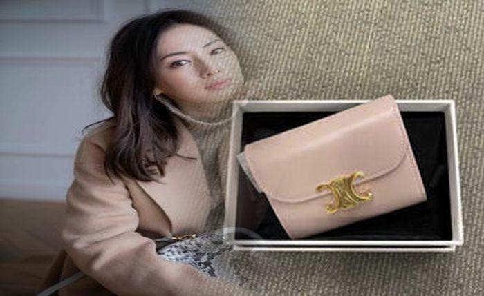 エディ スリマン セリーヌ 財布