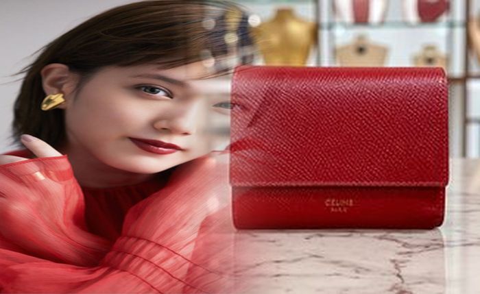 セリーヌ 財布 新作 2018