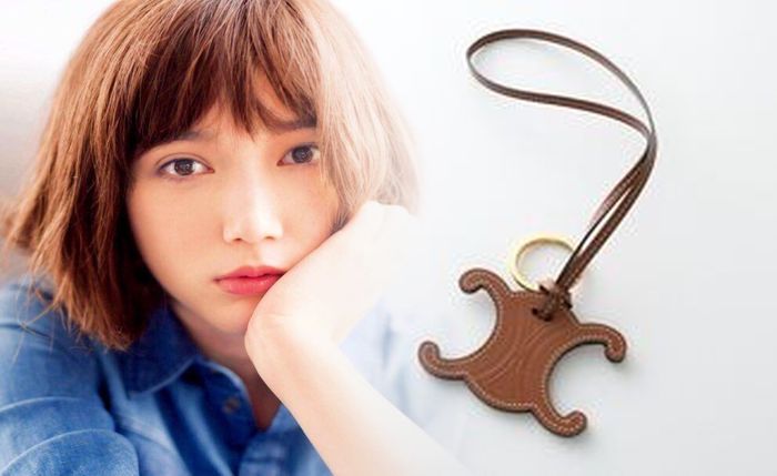 セリーヌ お 財布 ショルダー
