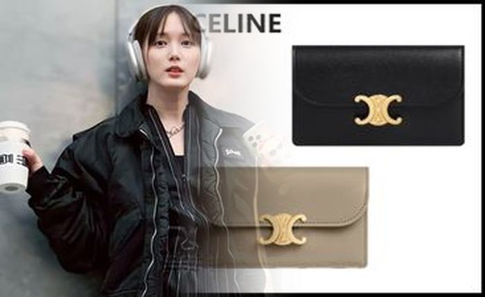 セリーヌ 財布 バイ カラー 定価