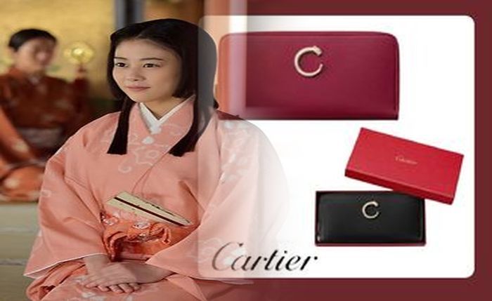 カルティエ 二 つ折り 財布 メンズ
