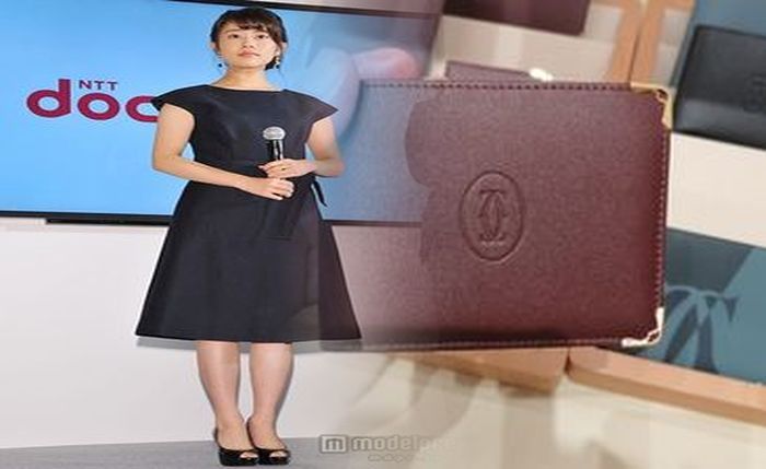 カルティエ ハッピー バースデー 財布 中古