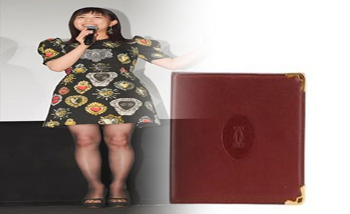 カルティエ ハッピー バースデー 財布 定価