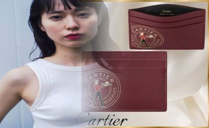 カルティエ 財布 二 つ折り 中古