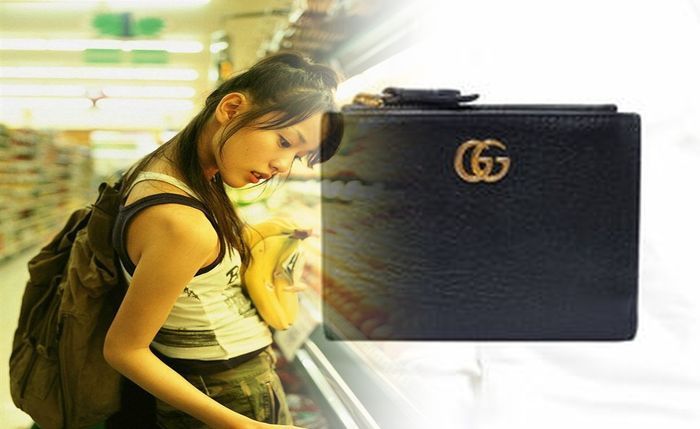 グッチ パイソン 財布 メンズ