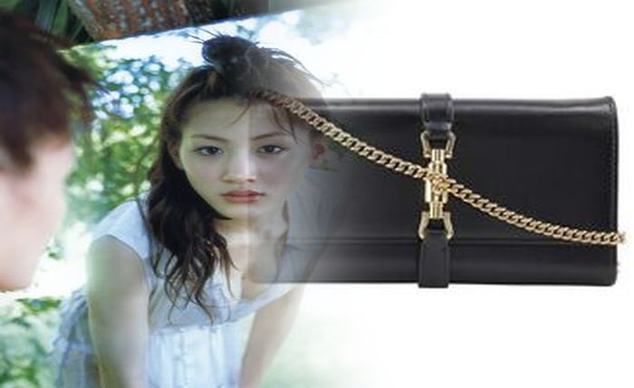 グッチ 財布 レディース パイソン