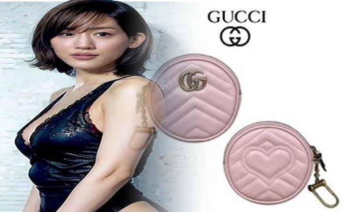 グッチ 二 つ 財布 レディース