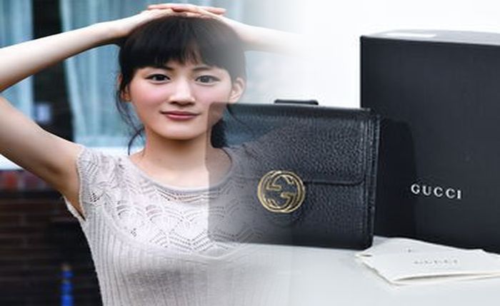 bvlgari 財布 二 つ折り