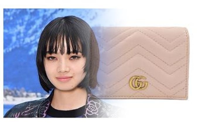 グッチ 財布 二 つ折り さくらんぼ